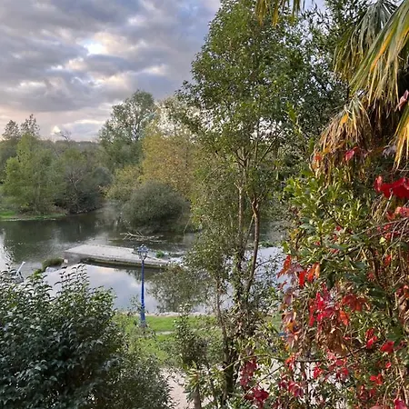 Apartment : Plein Centre Vue Riviere