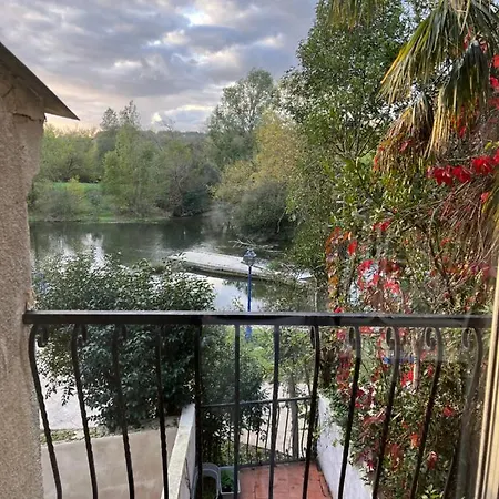 Apartment : Plein Centre Vue Riviere Coutras
